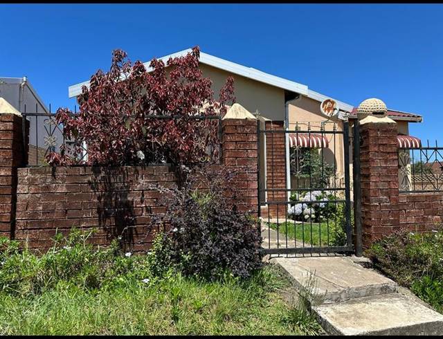 3 BEDROOM HOUSE FOR SALE IN IKWEZI